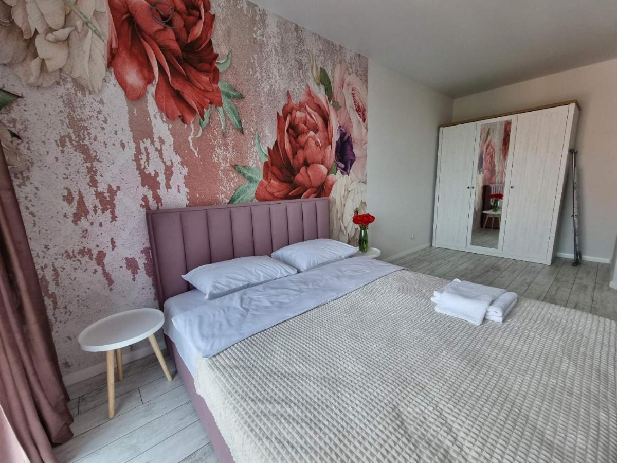 Dream Town Apartaments Біля Залізничного Вокзалу Lutsʼk Εξωτερικό φωτογραφία