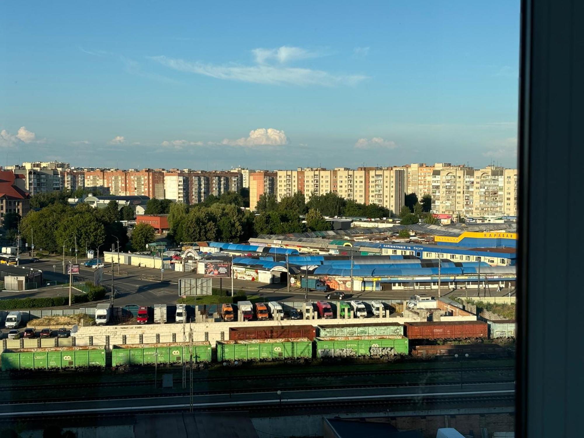 Dream Town Apartaments Біля Залізничного Вокзалу Lutsʼk Εξωτερικό φωτογραφία